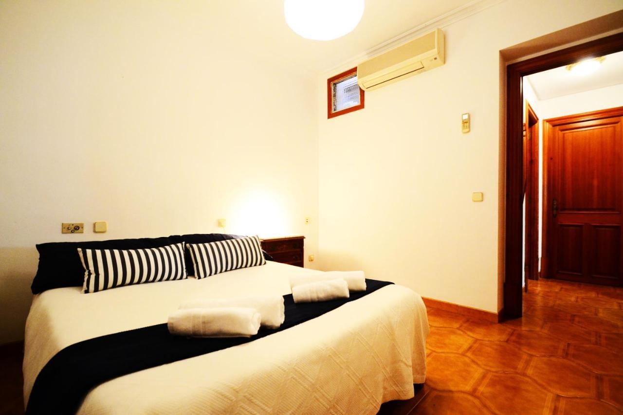 Apartment In Carrer Cartago *